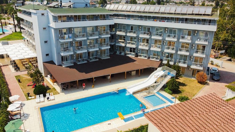 קמר Monna Roza Beach Hotel מראה חיצוני תמונה