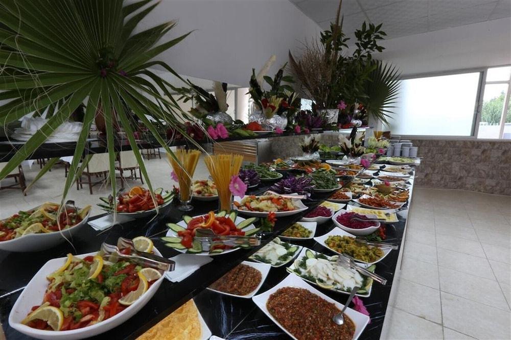 קמר Monna Roza Beach Hotel מראה חיצוני תמונה