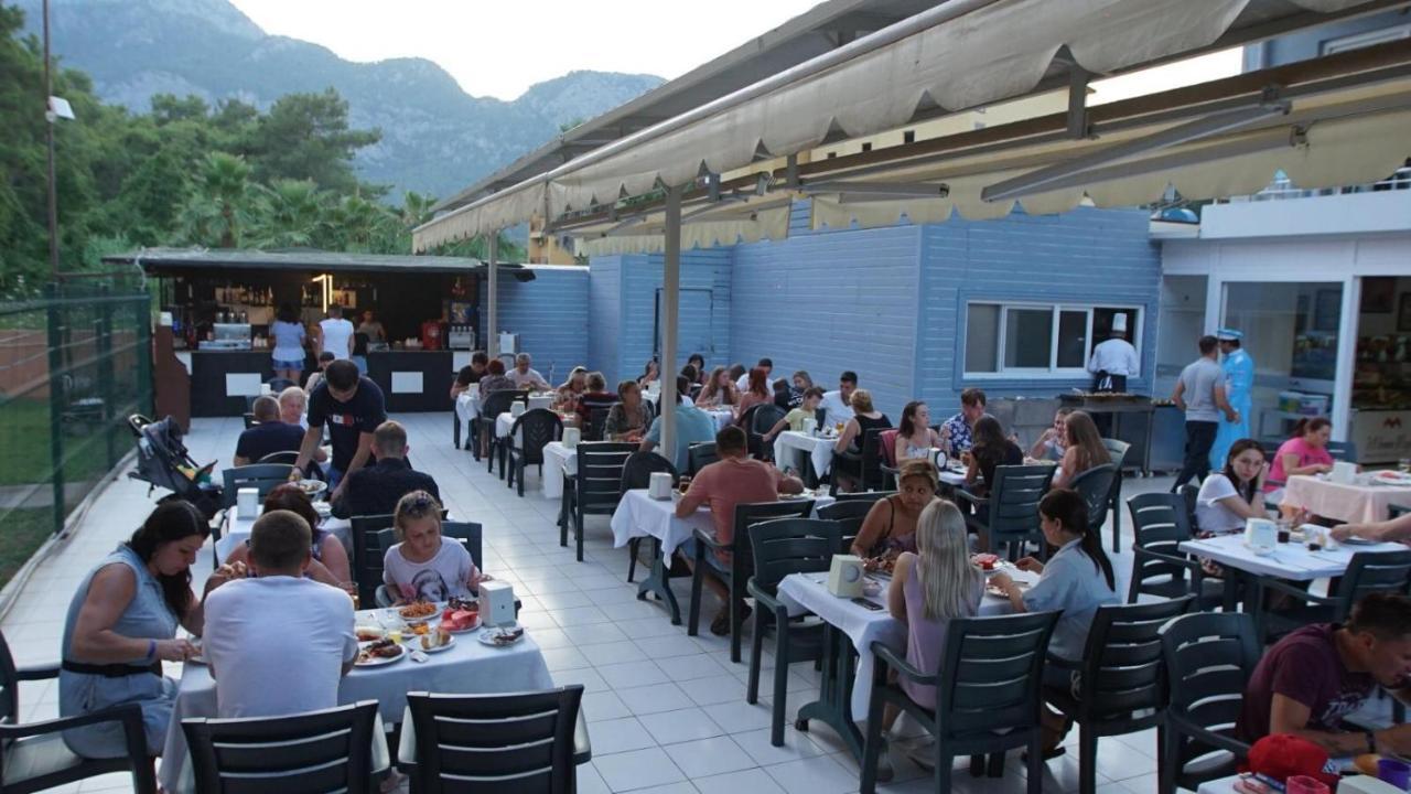 קמר Monna Roza Beach Hotel מראה חיצוני תמונה
